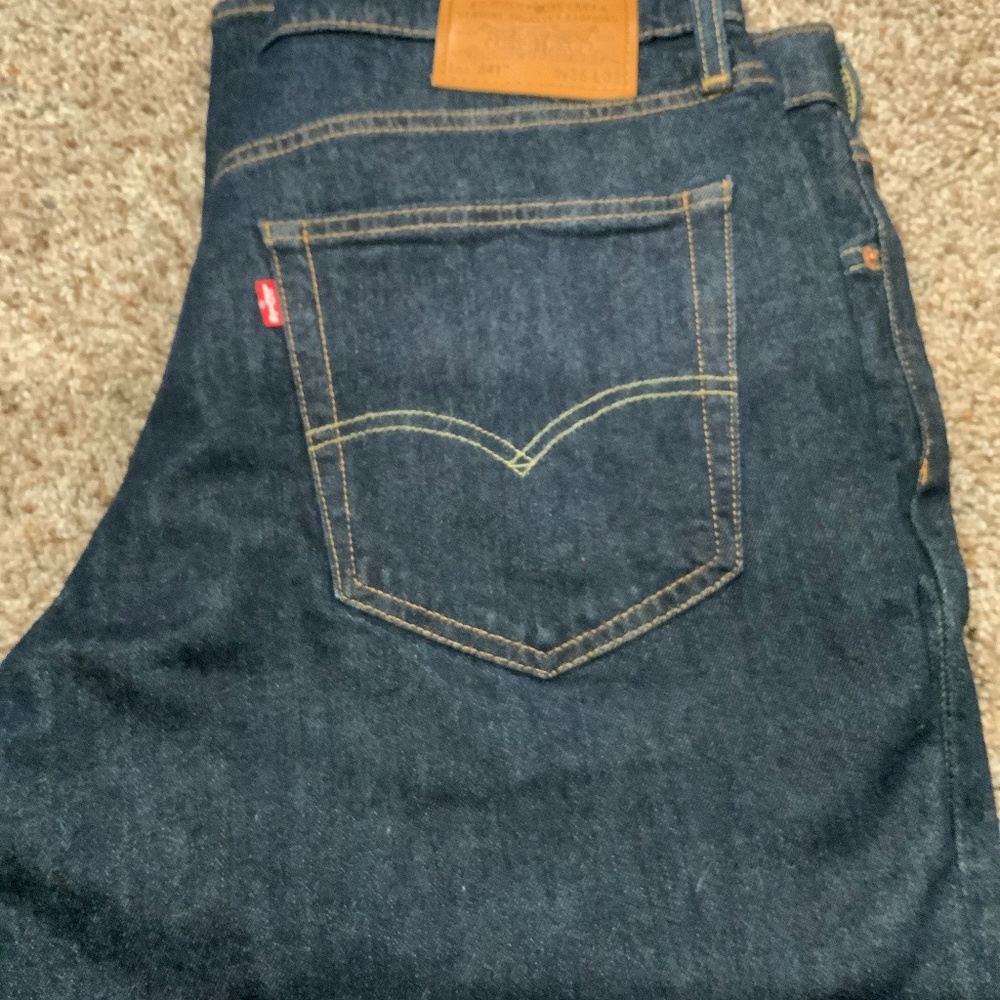 Mens Levi 541 jeans new